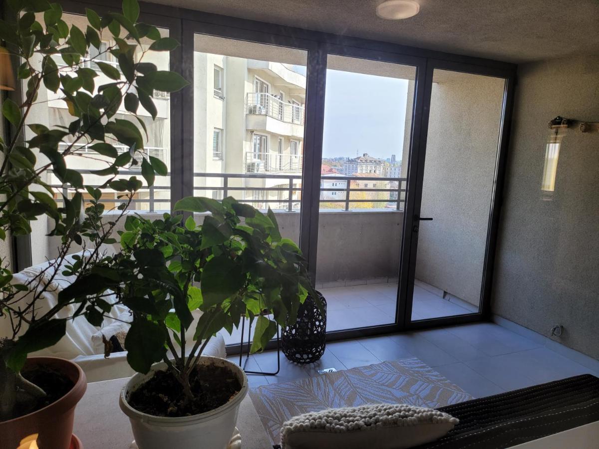 125 Sqm Family Friendly With Kids Room Bukarest Exterior foto